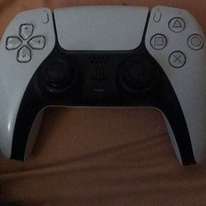 Ps5 controller selling deal for 35$